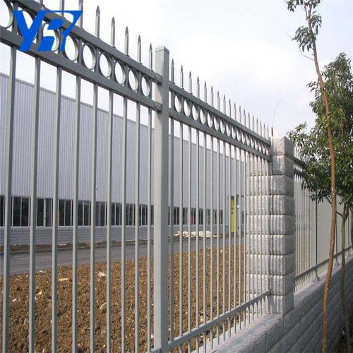 厂家供应小区白色防护隔离栏景观喷塑白钢护栏栏杆  铁艺护栏